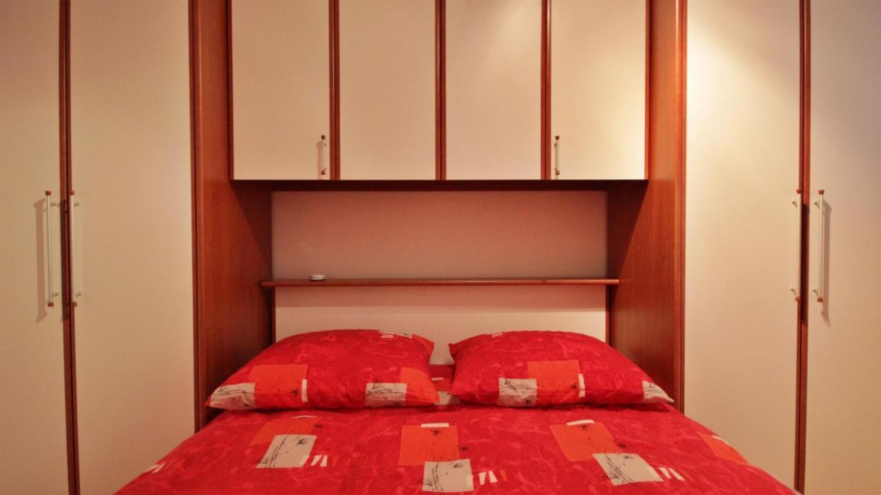 Apartment Jen Omiš Dış mekan fotoğraf